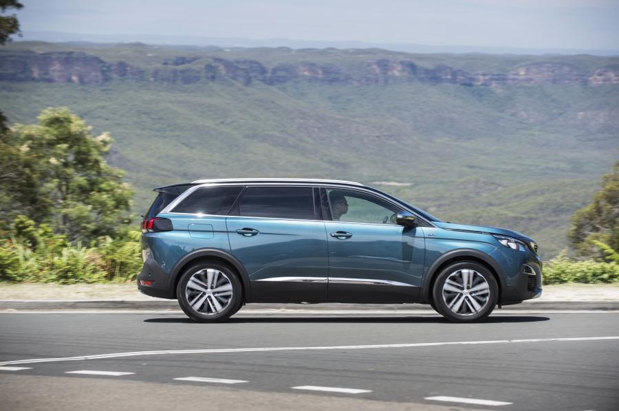  Peugeot 5008 GT 2018 года  (AU) (фото 14 из 29)